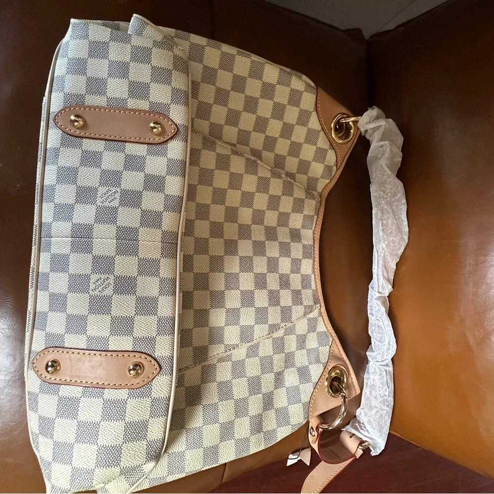 Stylish Damier Asur Checkered Shoulder Bag - Picture 7 of 16